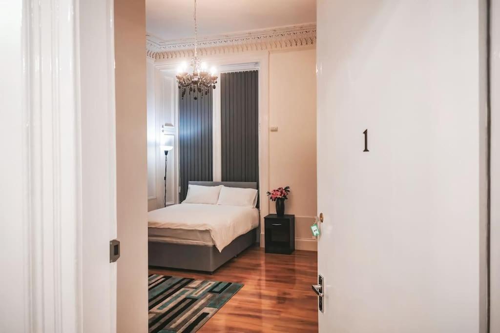 S.h Apartment Glasgow