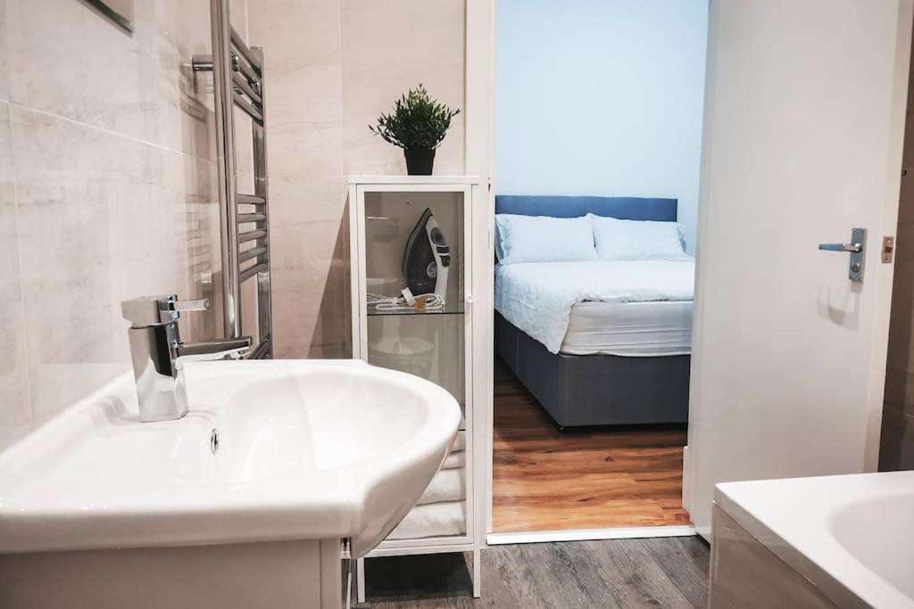 S.h Apartment Glasgow