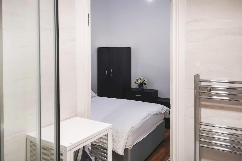S.h Apartment *